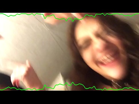 ❤️ Duas calcinhas morenas sensuais e emotivas permanecem bastardas, cabras esquisitas. ️ Porno vídeo em nós ❌
